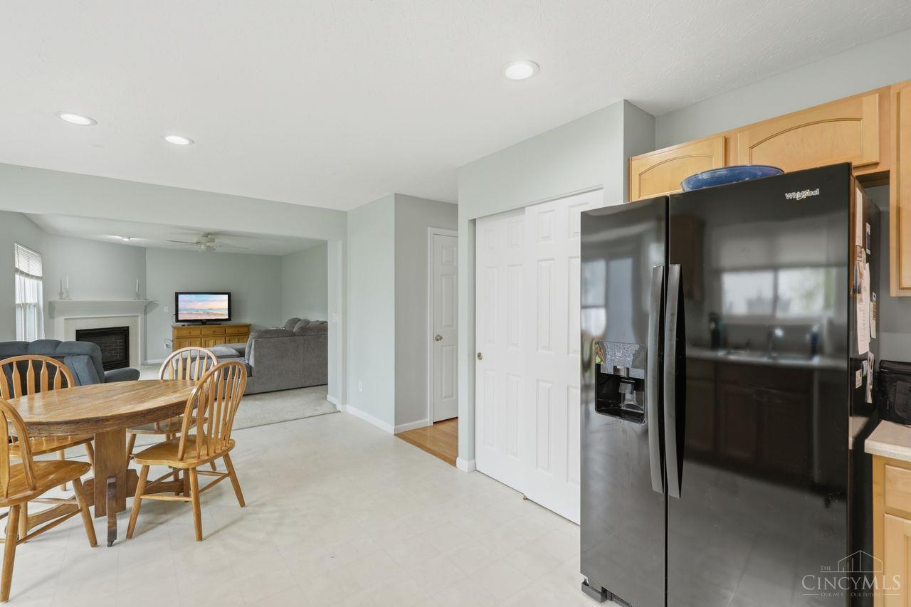 923 Pond Court
