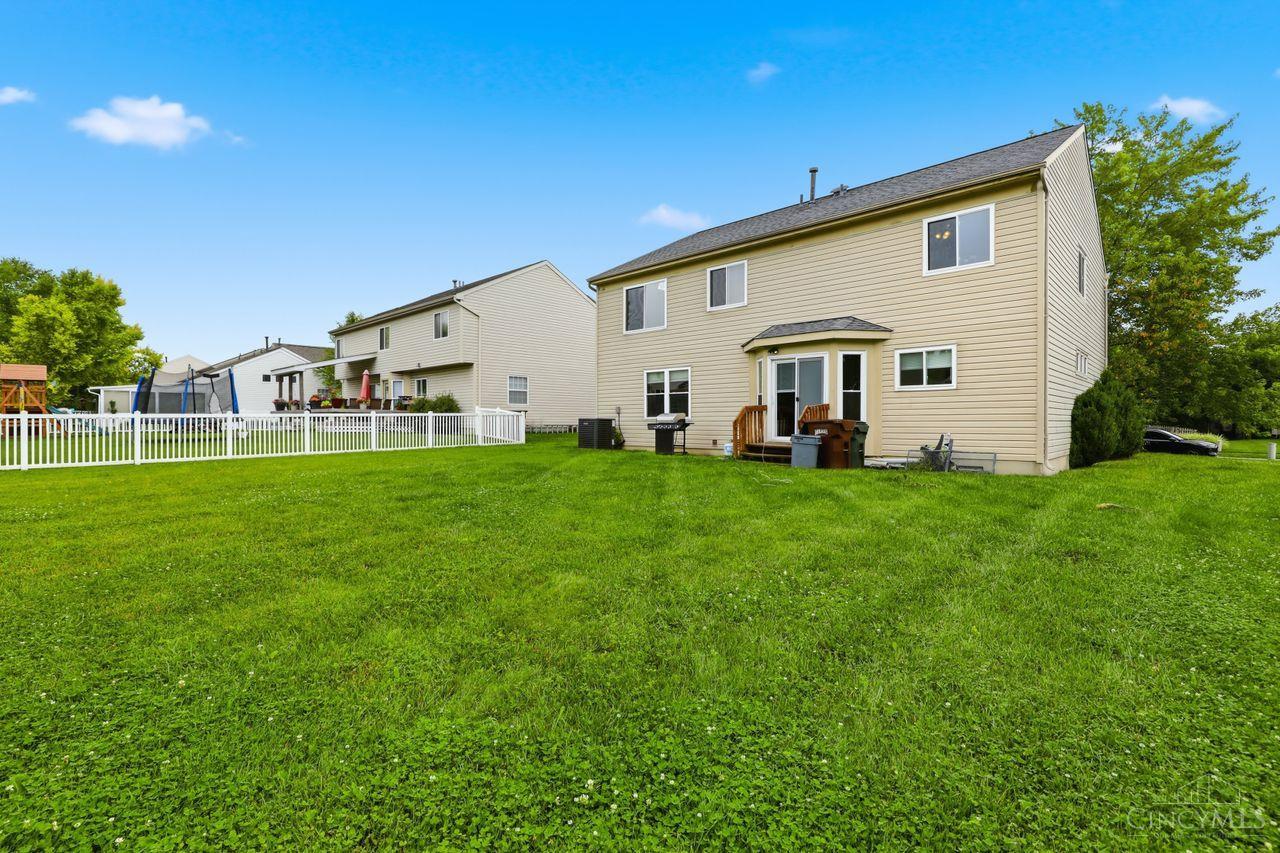 923 Pond Court