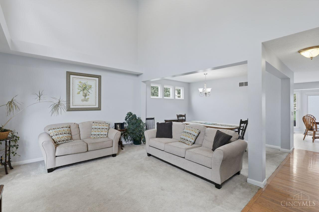 923 Pond Court