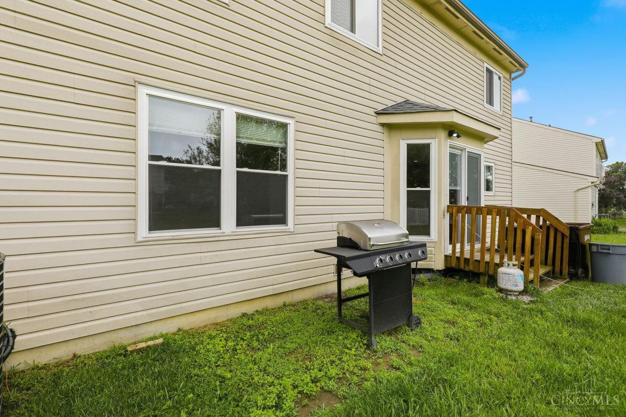 923 Pond Court
