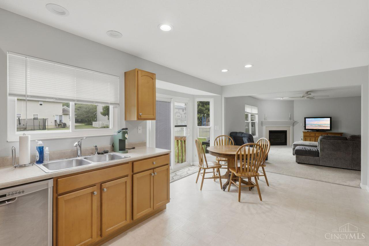 923 Pond Court