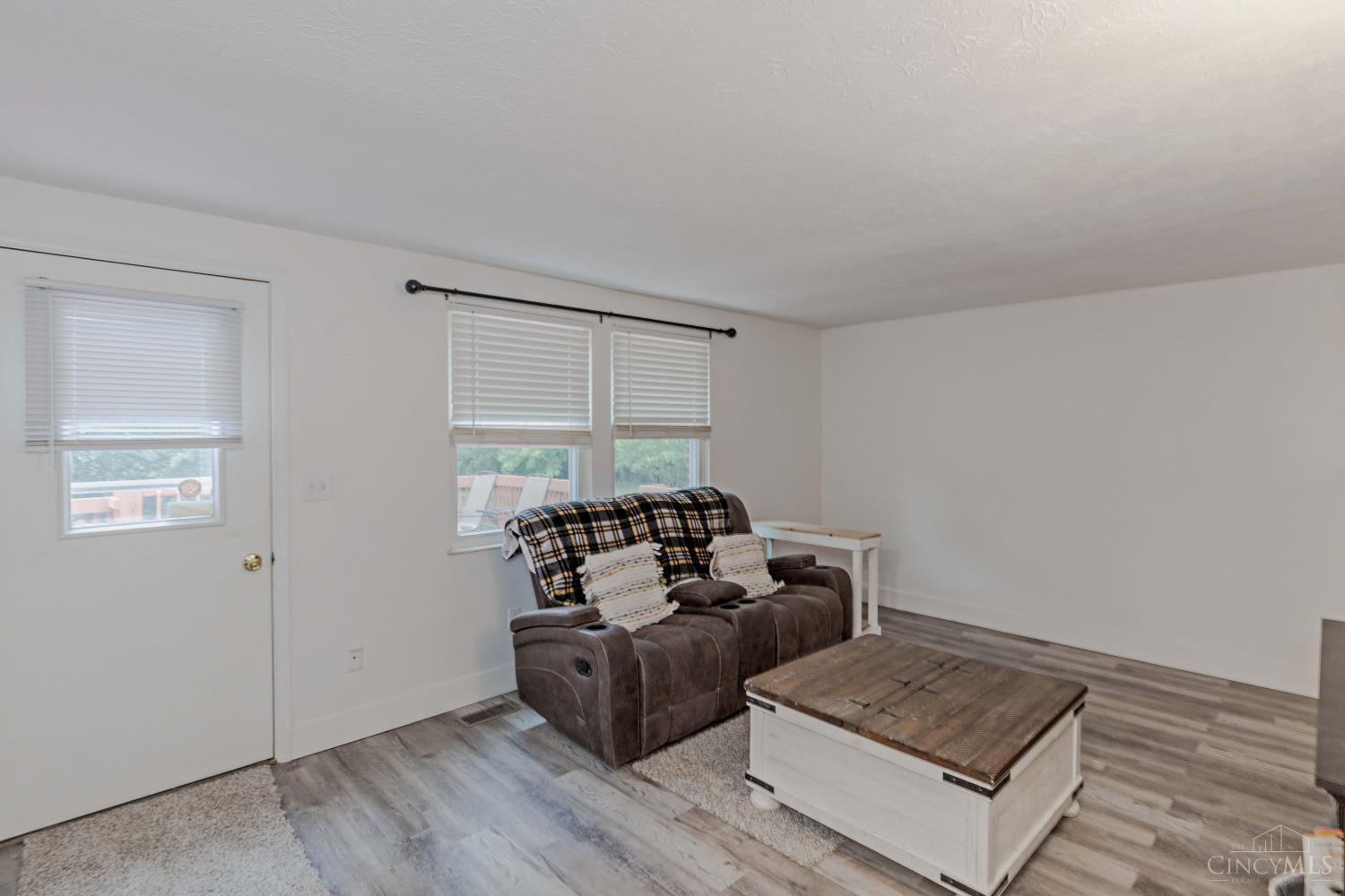 3429 Rivendell Drive