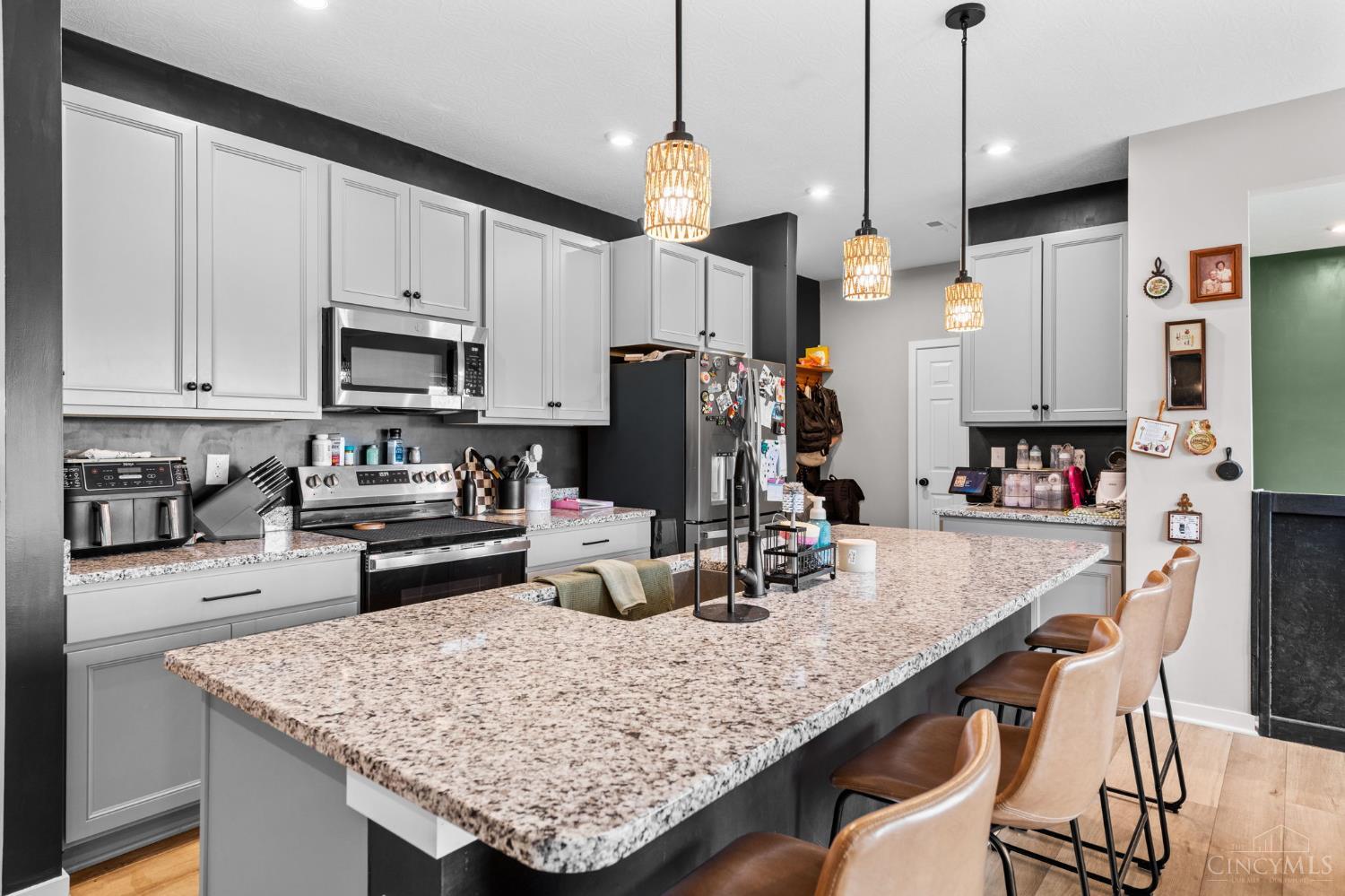 3388 Sunbeam Place