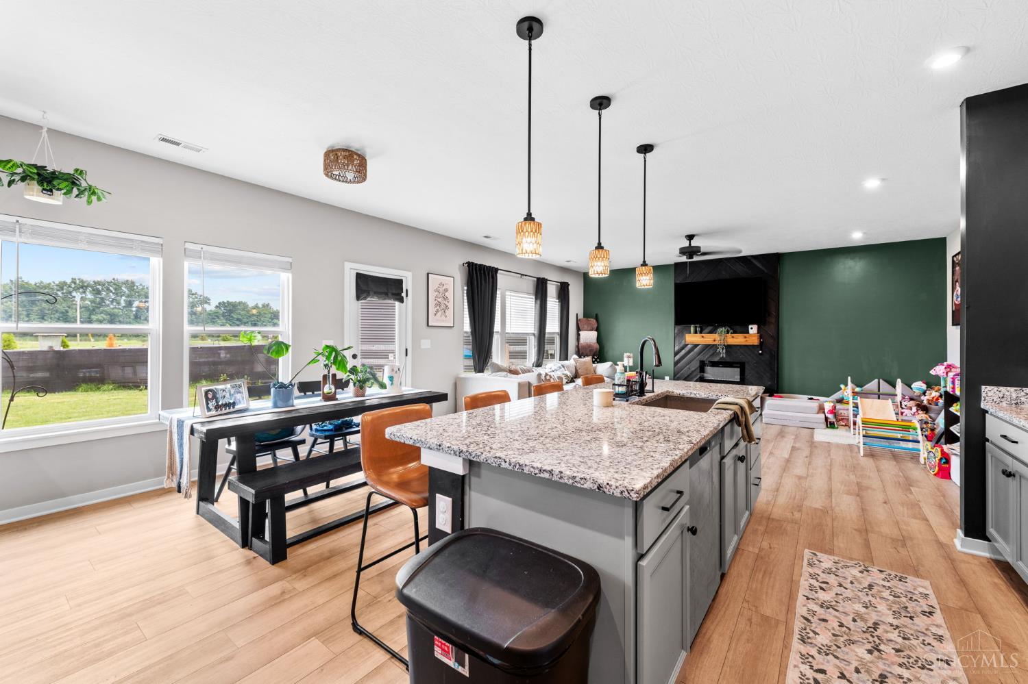 3388 Sunbeam Place