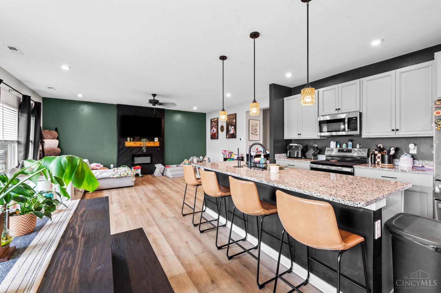 3388 Sunbeam Place