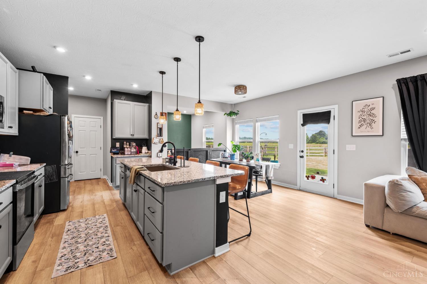 3388 Sunbeam Place