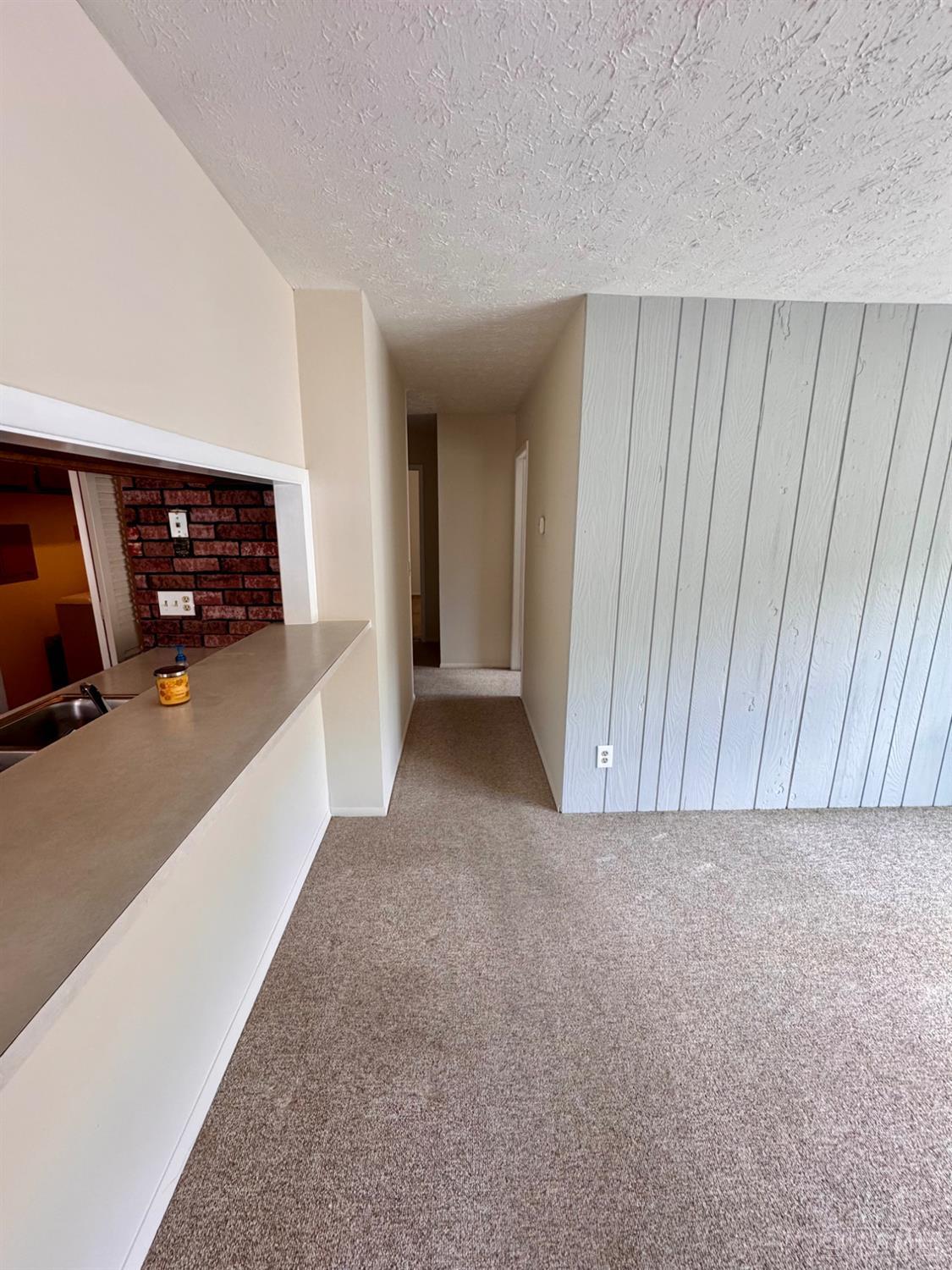 10 Sunnyside Drive 15DG