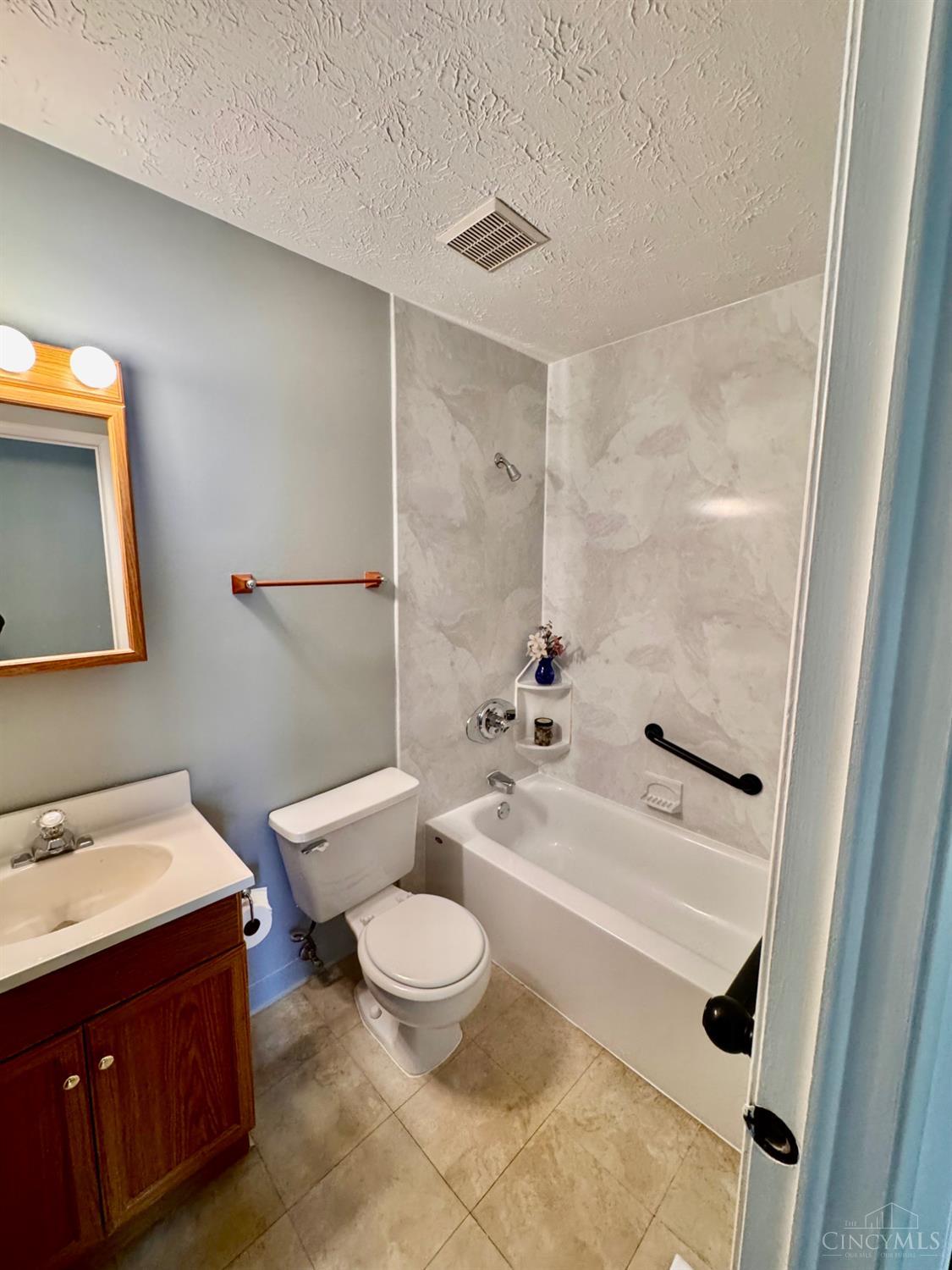 10 Sunnyside Drive 15DG