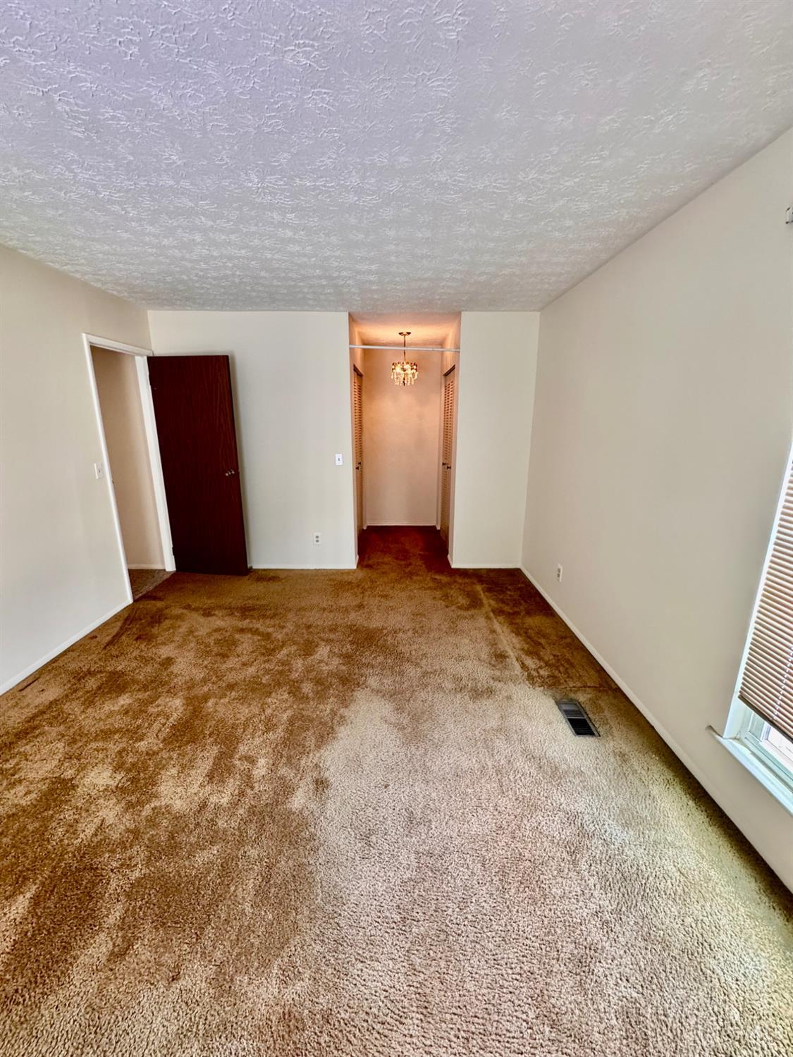10 Sunnyside Drive 15DG