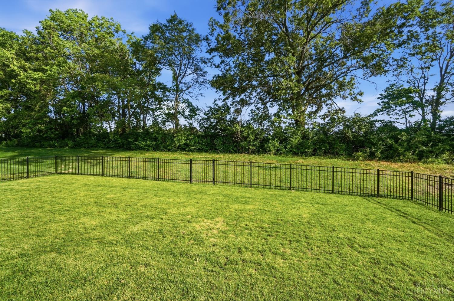 1261 Trailhead Place