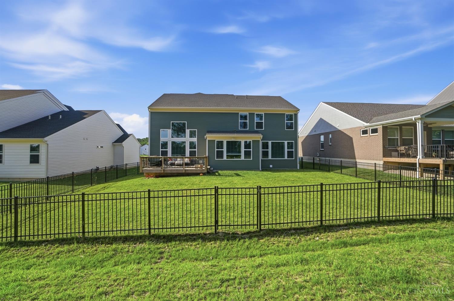 1261 Trailhead Place