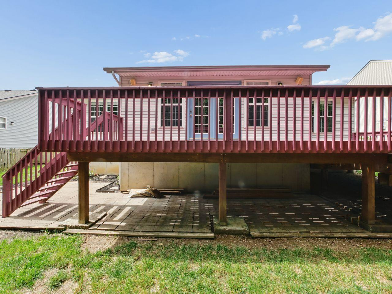 300 Sackett Drive