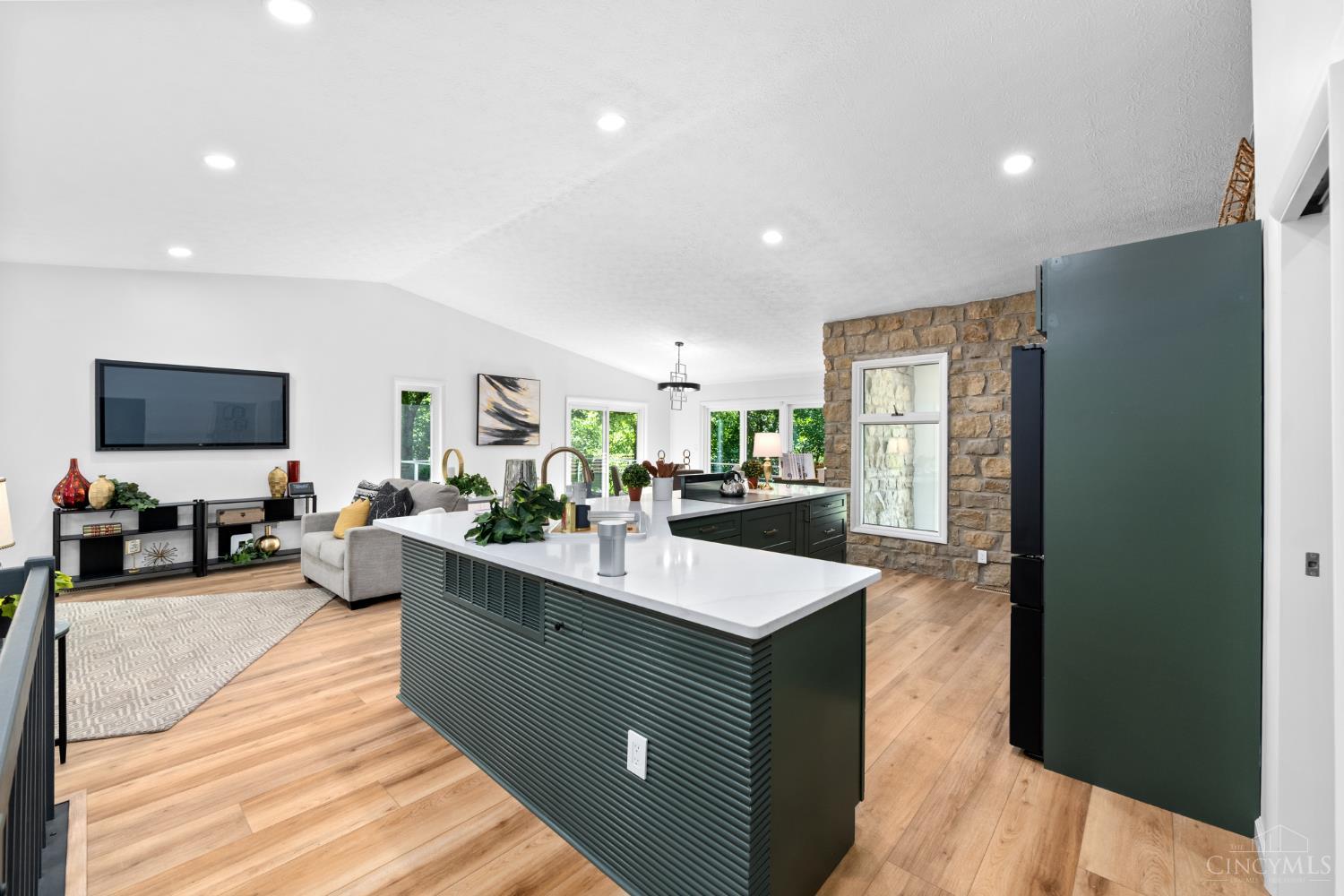 3072 Werkridge Drive