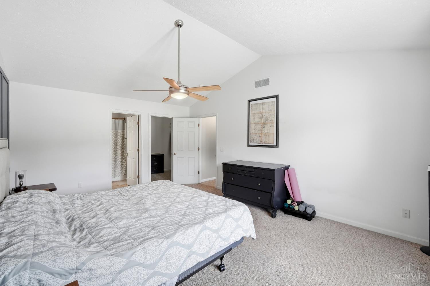 1553 Deerwoods Drive