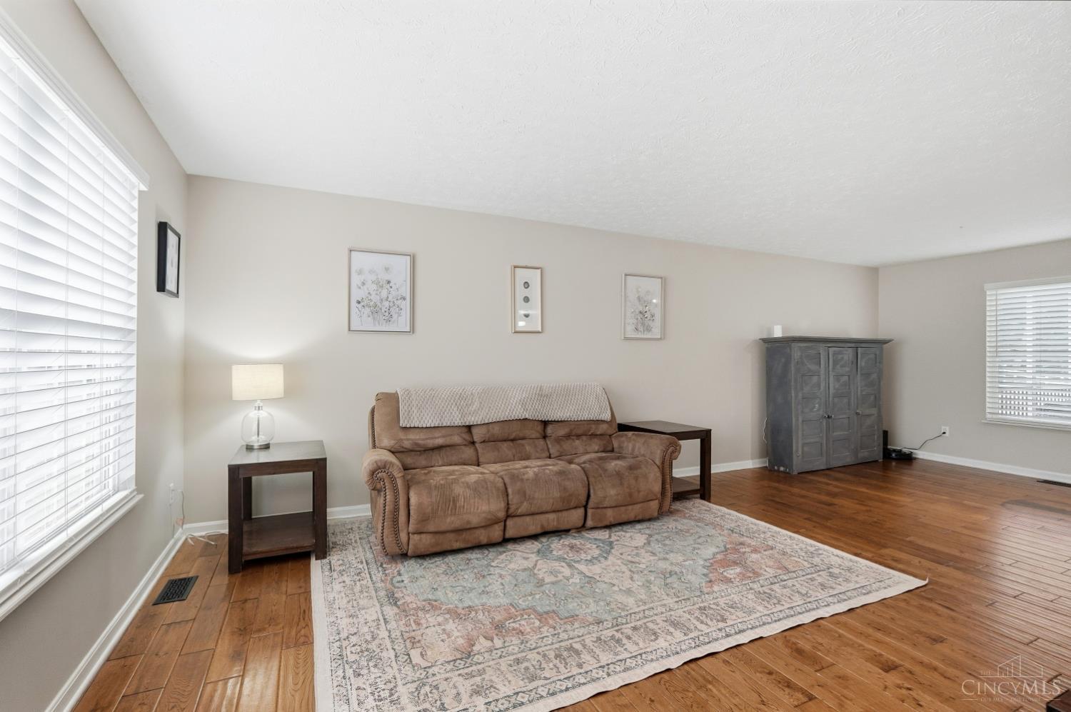 1553 Deerwoods Drive
