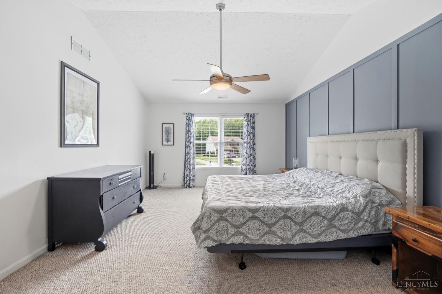 1553 Deerwoods Drive