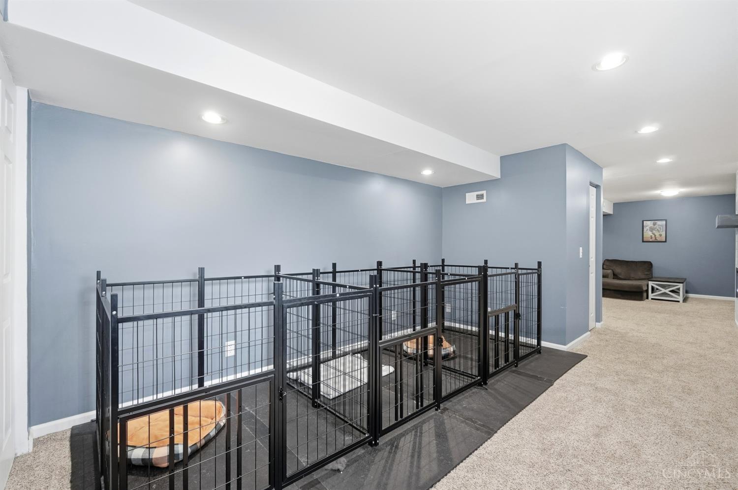 1553 Deerwoods Drive