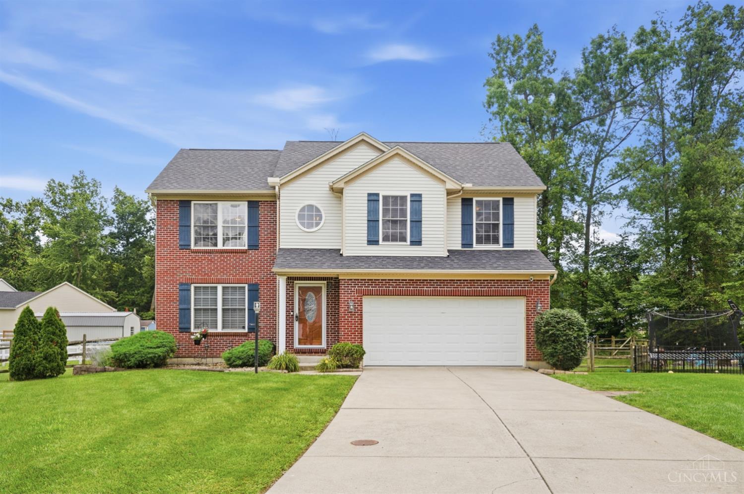 1553 Deerwoods Drive