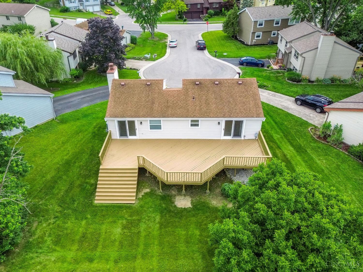 5562 Greenwillow Circle