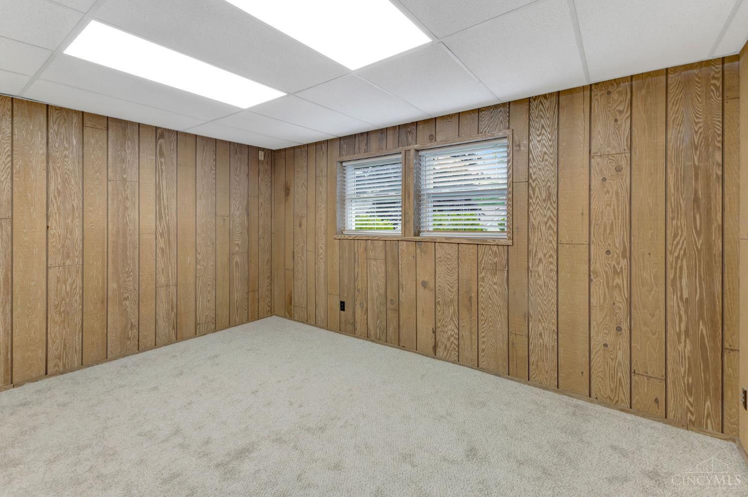 5562 Greenwillow Circle