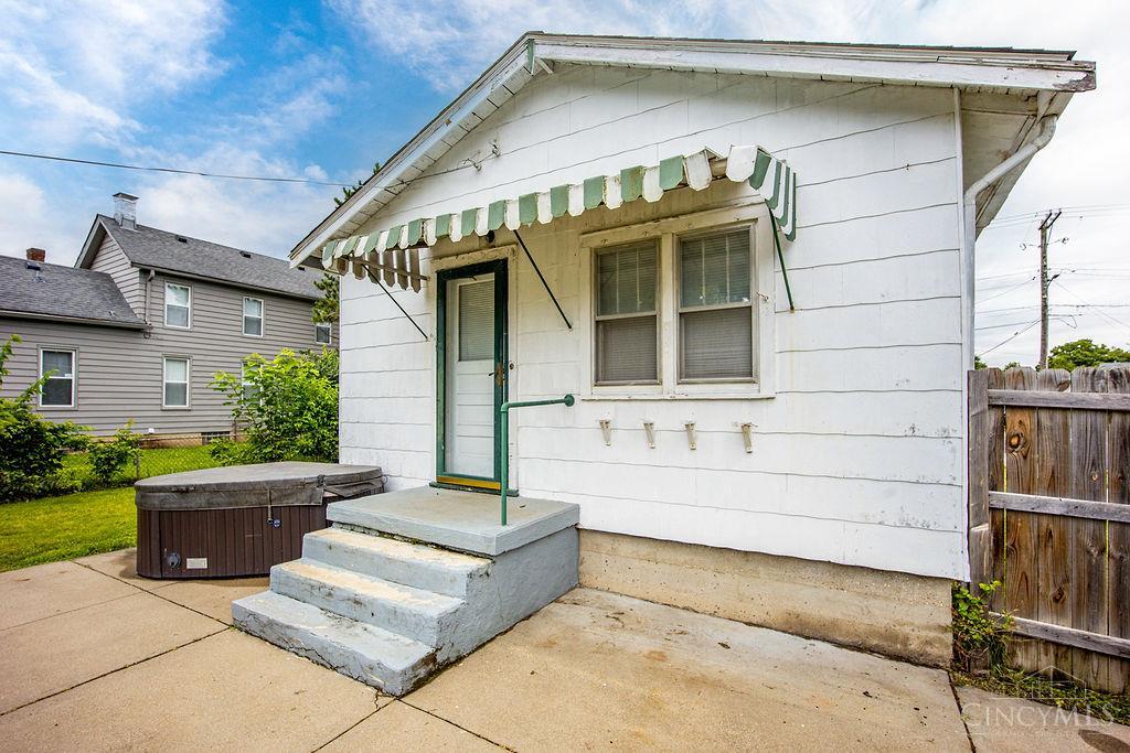 295 Williams Avenue