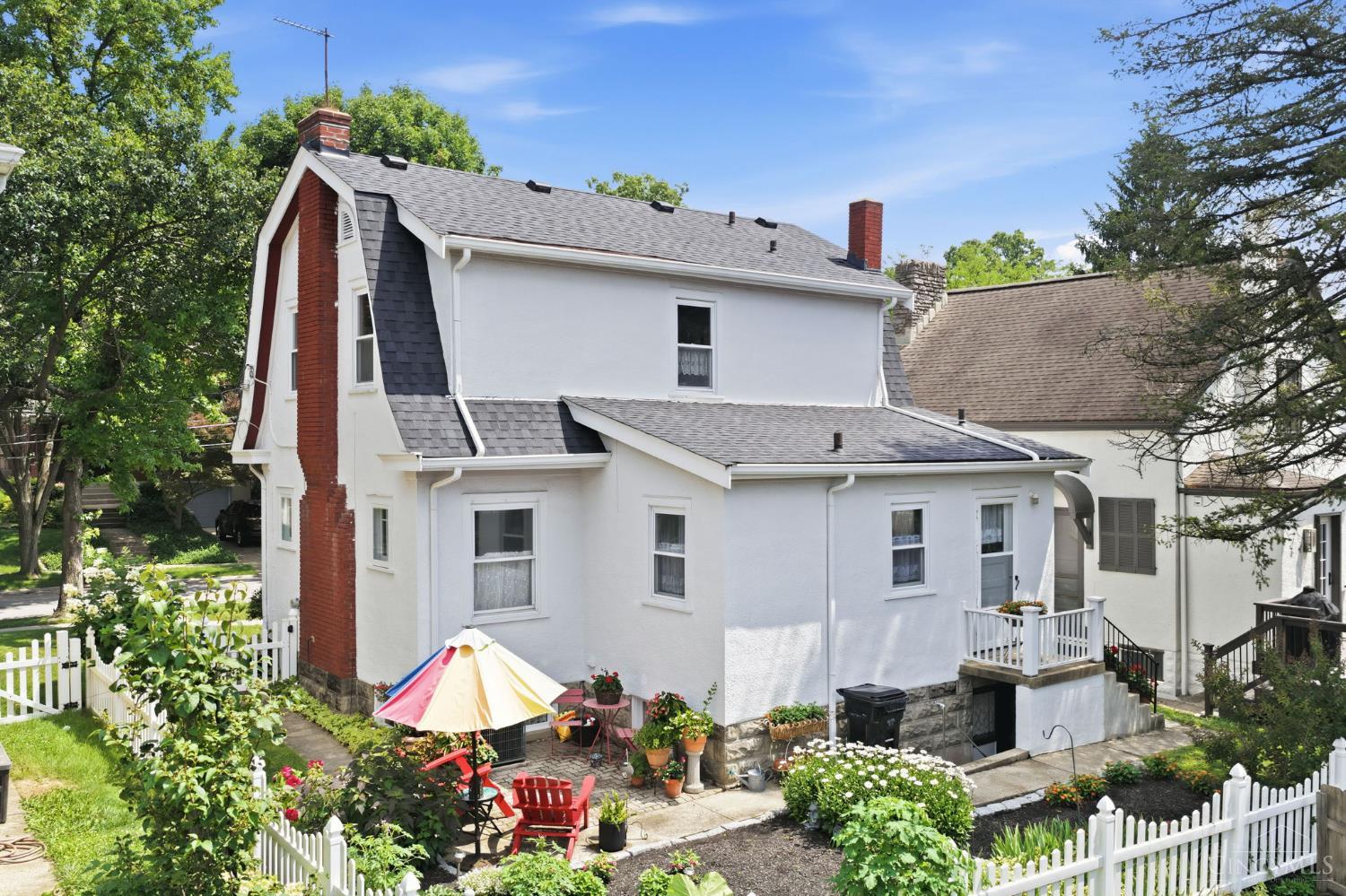 3319 Lookout Drive