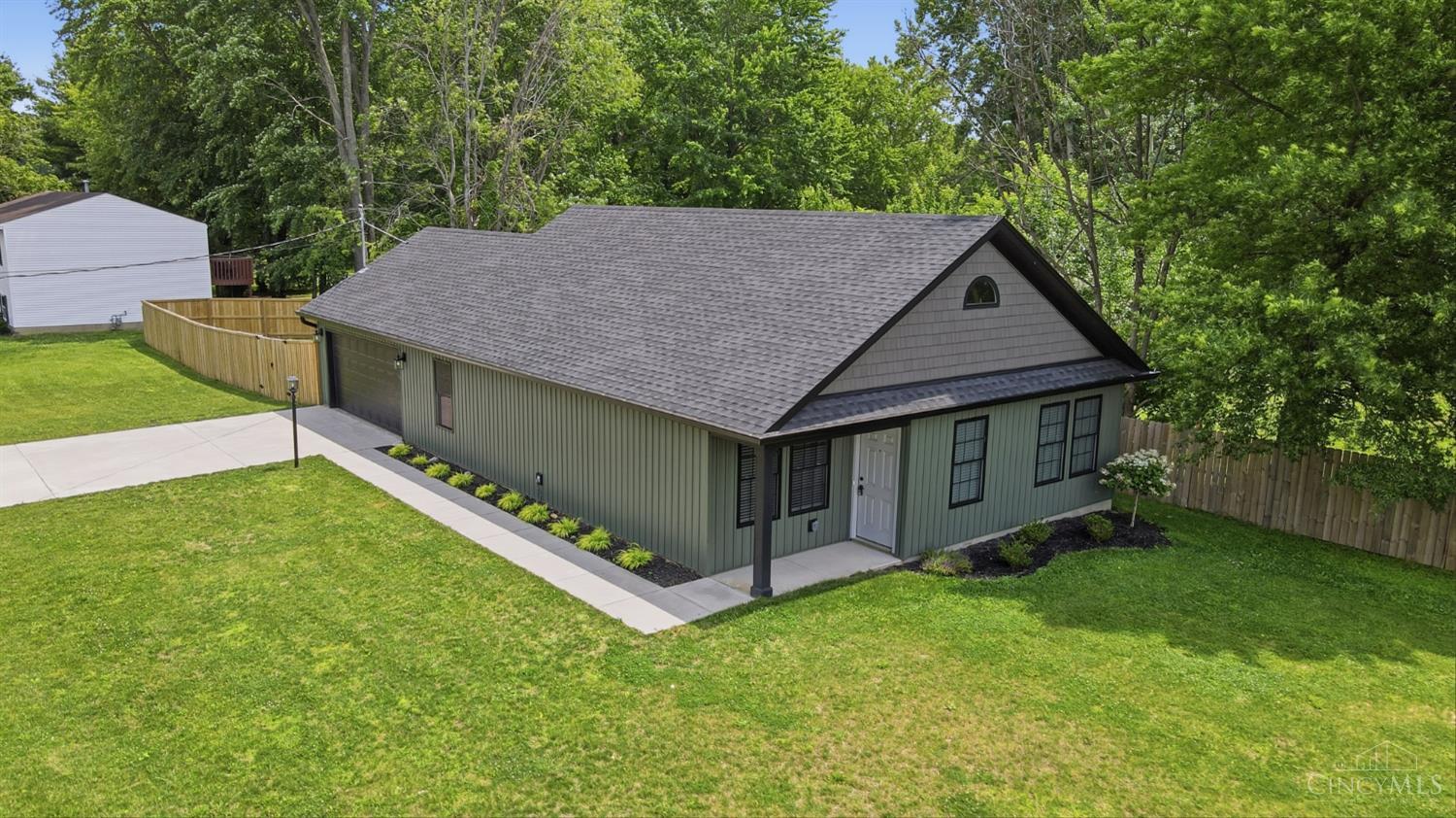 4414 Dogwood Drive