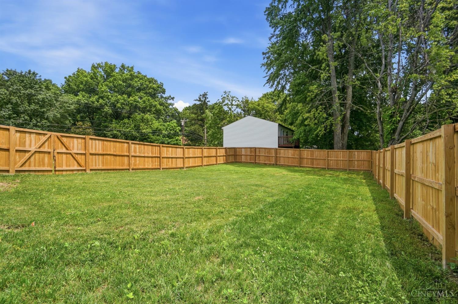 4414 Dogwood Drive