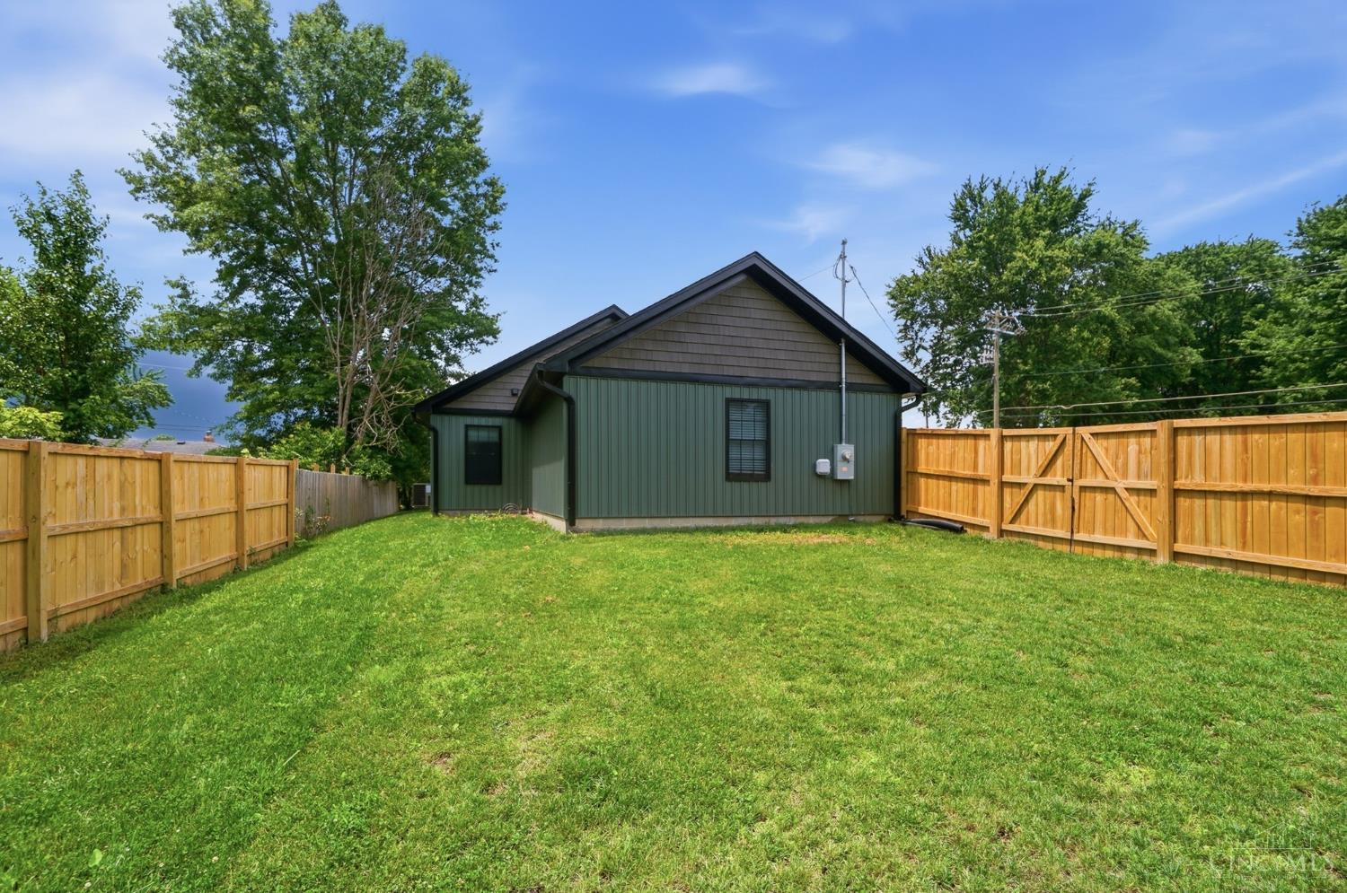 4414 Dogwood Drive