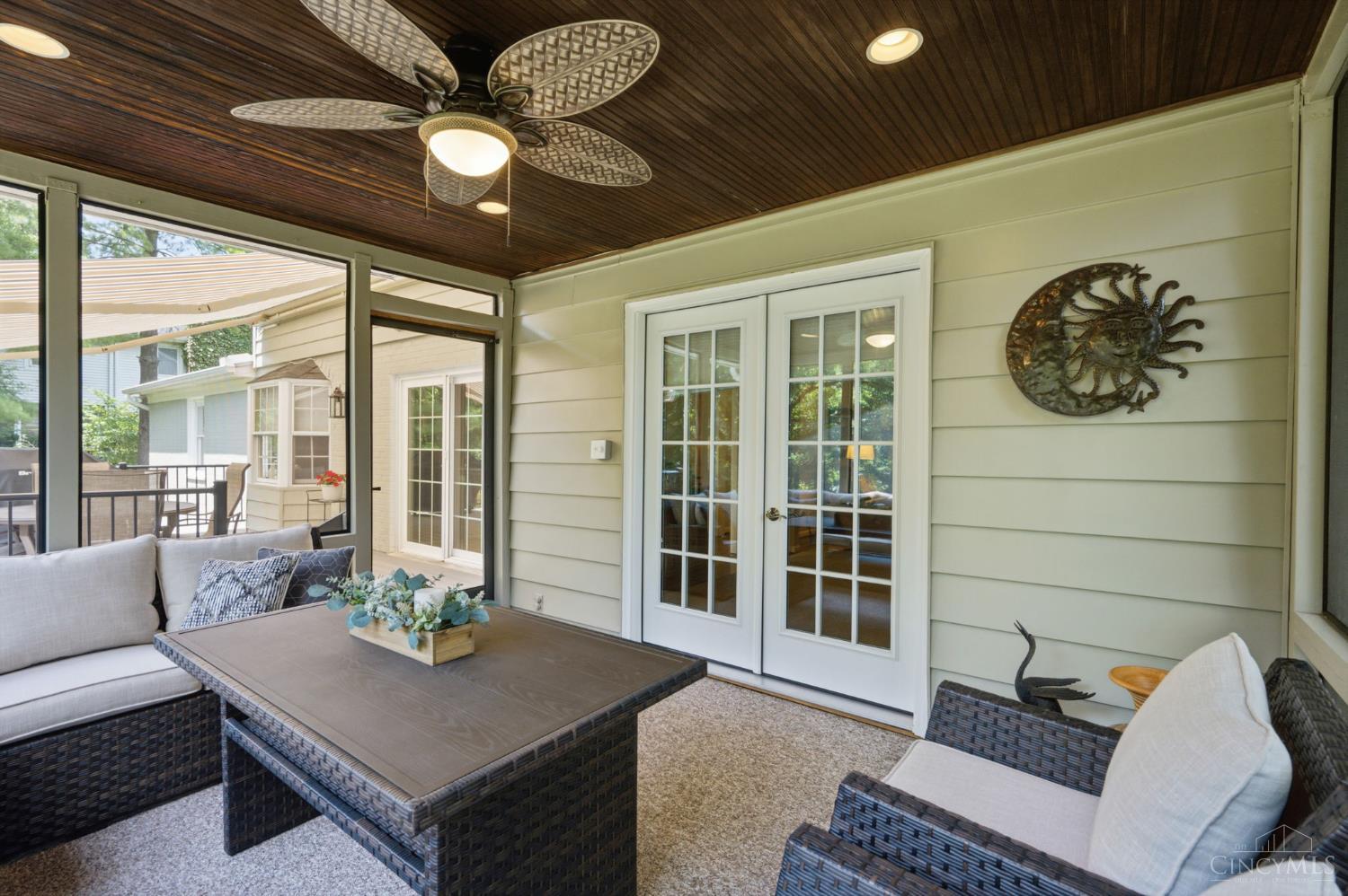 5875 Countryhills Drive
