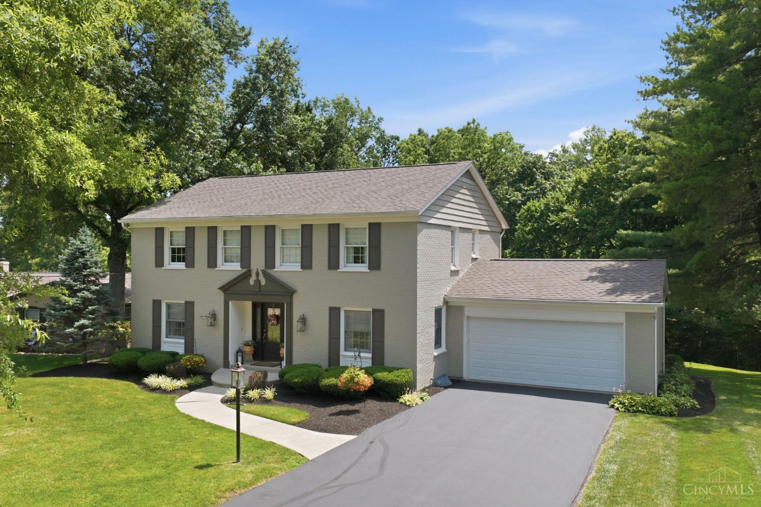 5875 Countryhills Drive