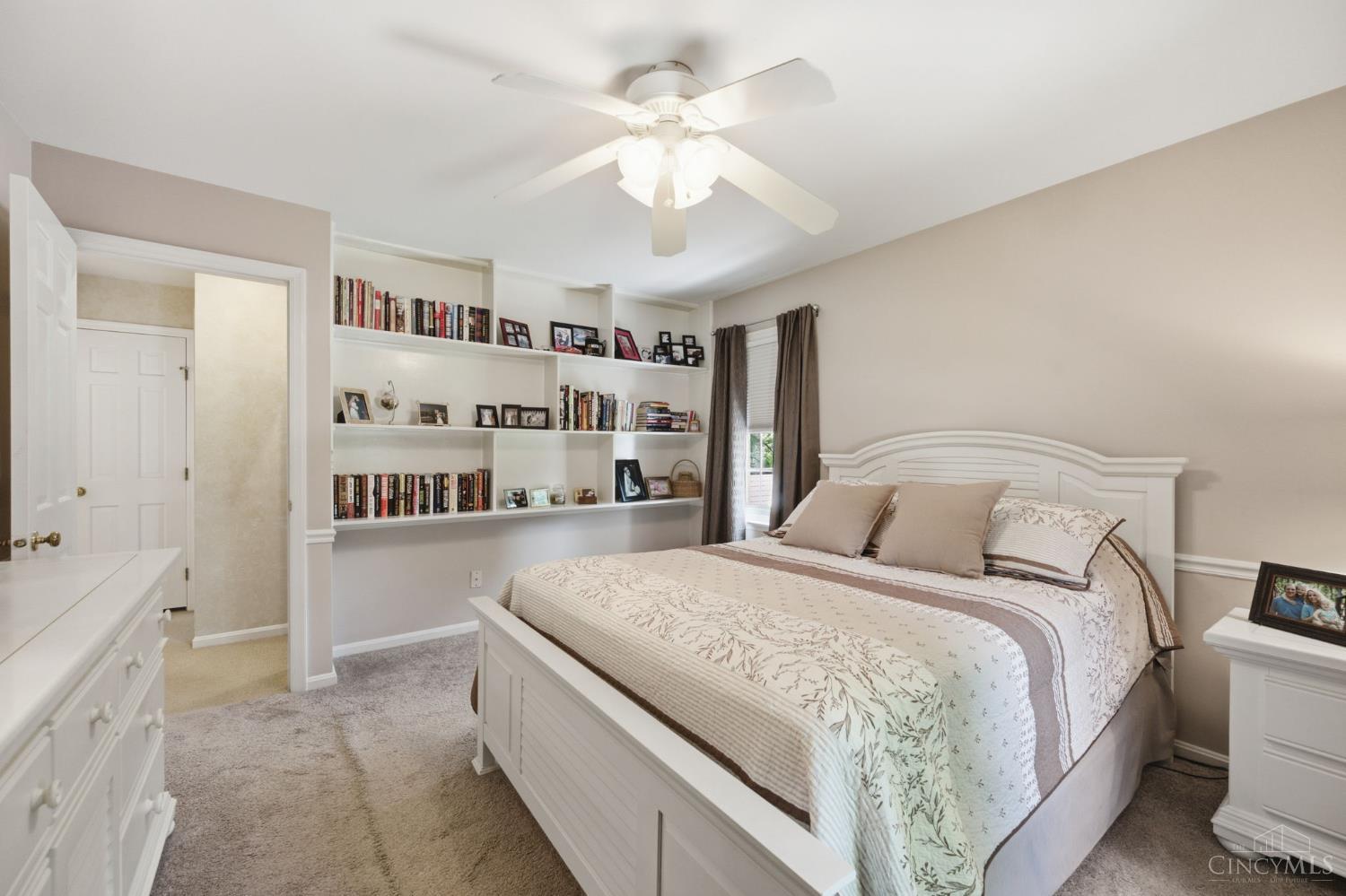 5875 Countryhills Drive