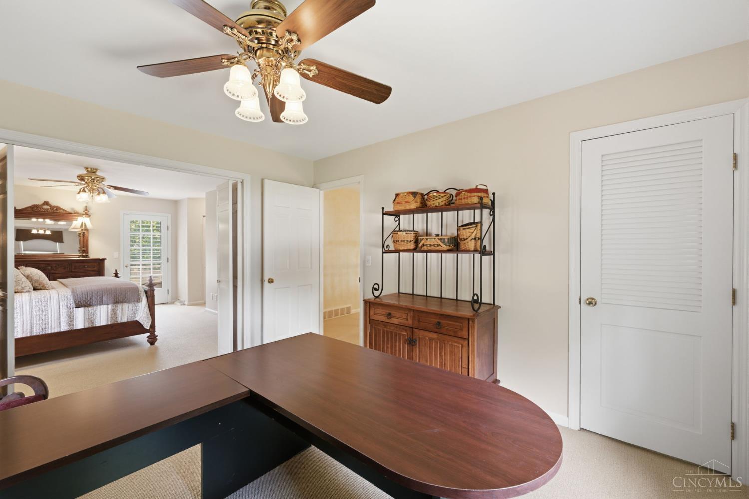 5875 Countryhills Drive