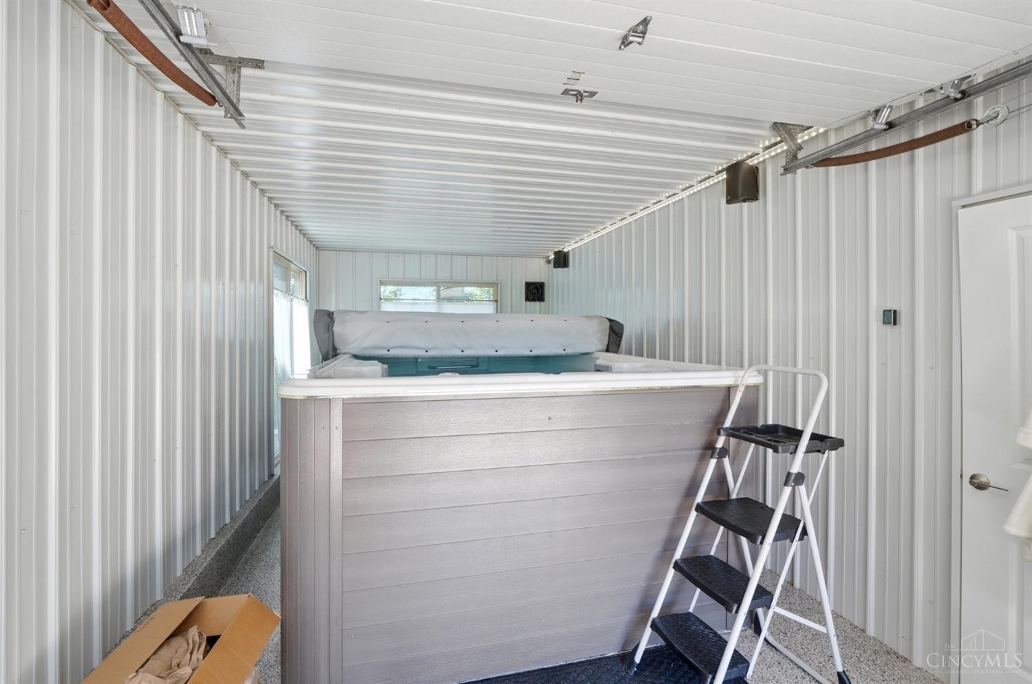 4605 Boomer Road