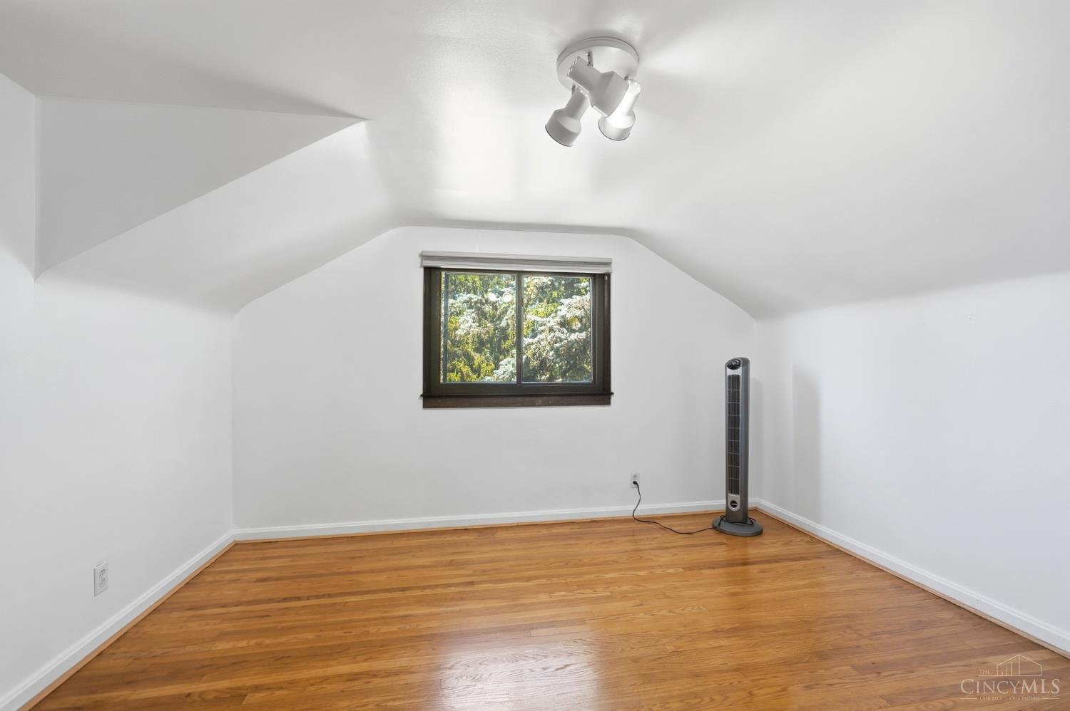 4605 Boomer Road