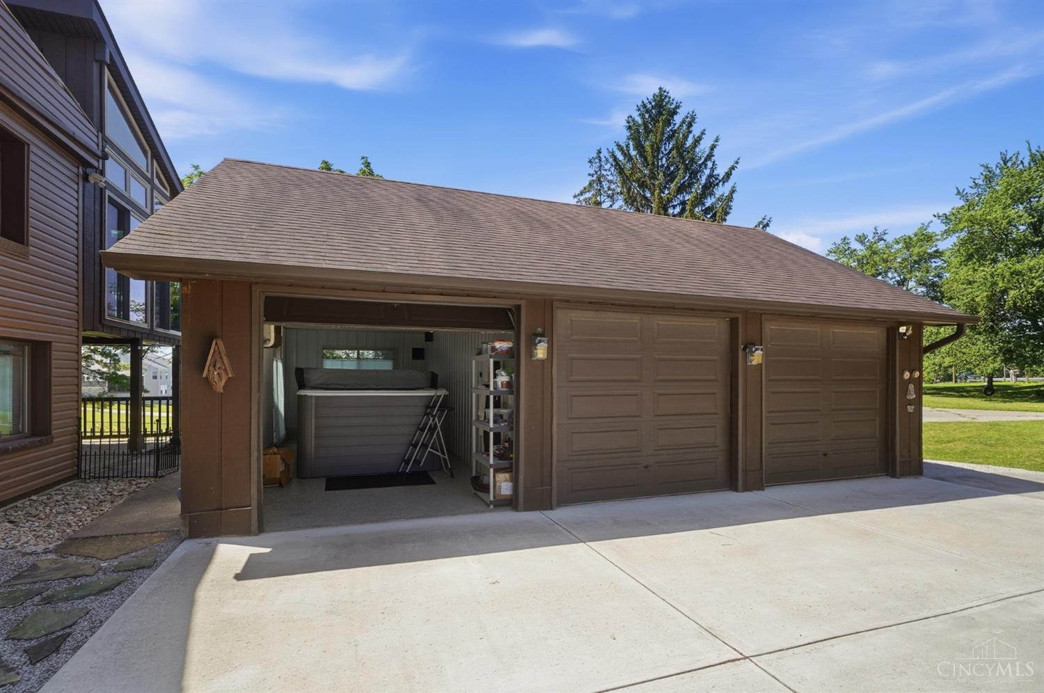 4605 Boomer Road