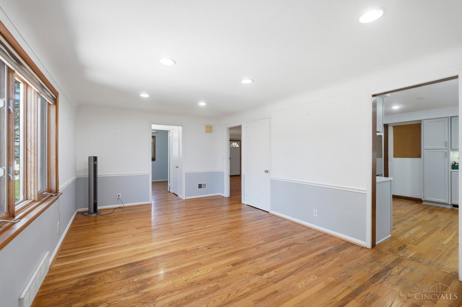 4605 Boomer Road