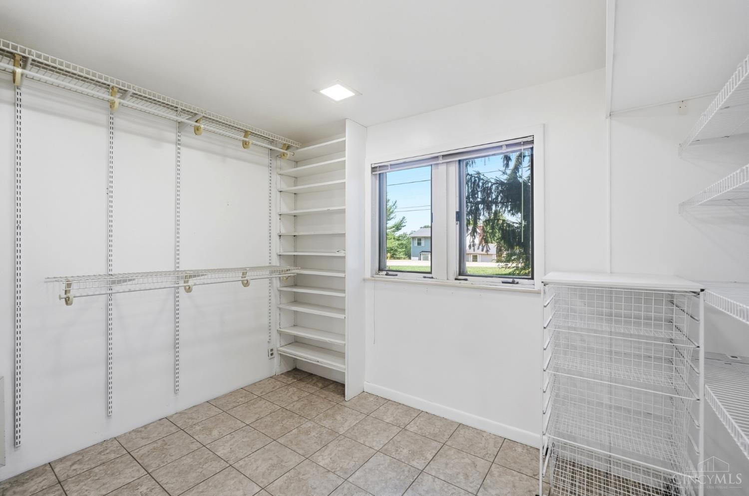 4605 Boomer Road