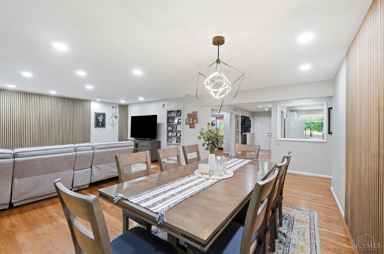 5410 Cleves Warsaw