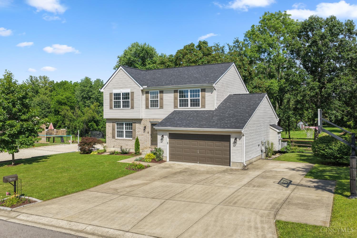 8042 Laurelwood Drive