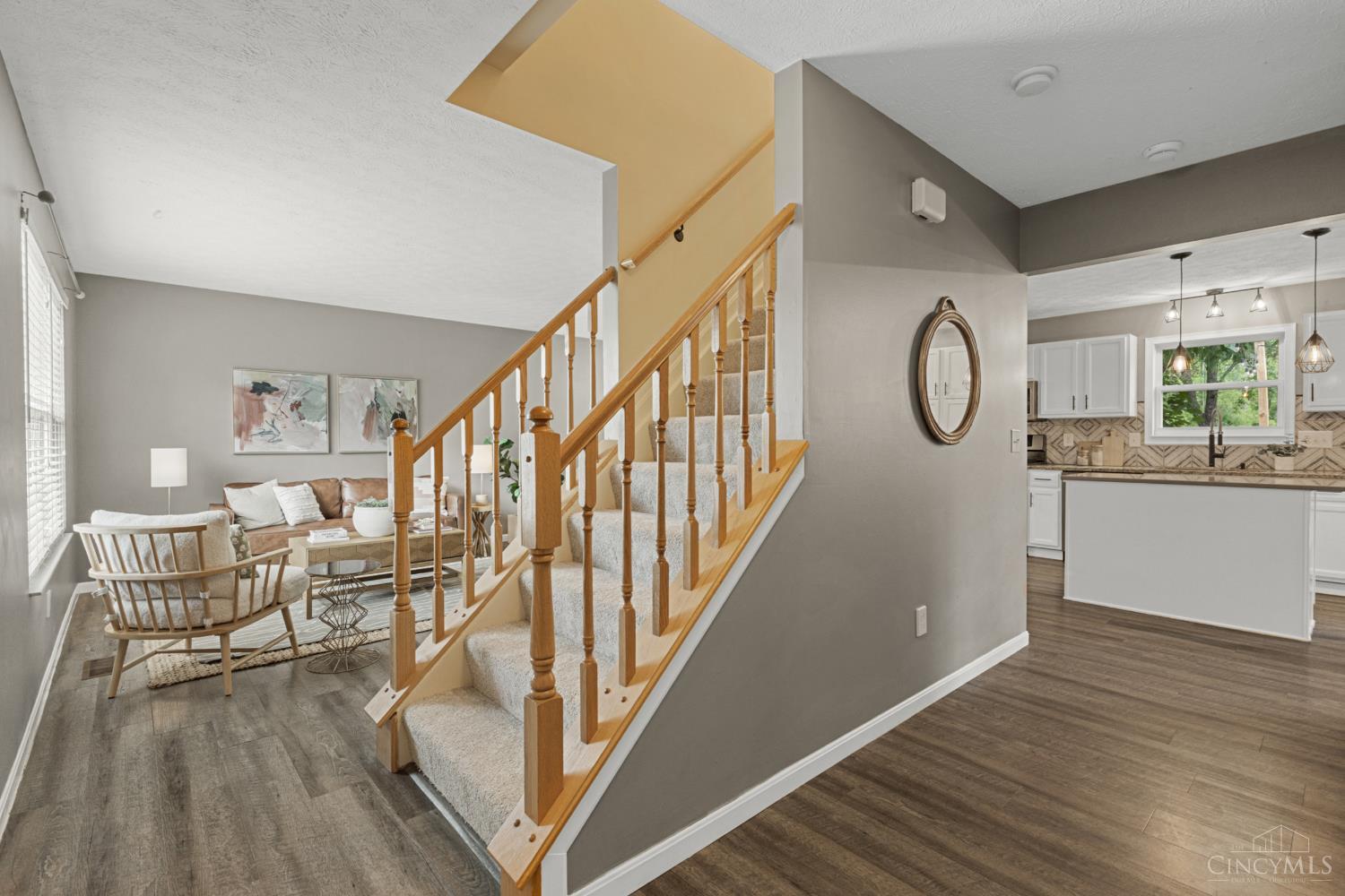 8042 Laurelwood Drive