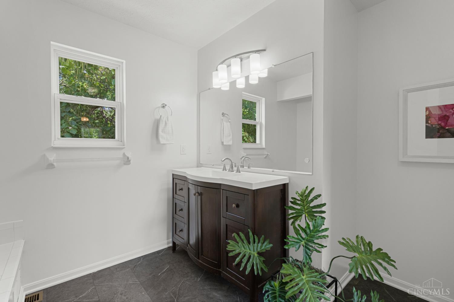 8042 Laurelwood Drive
