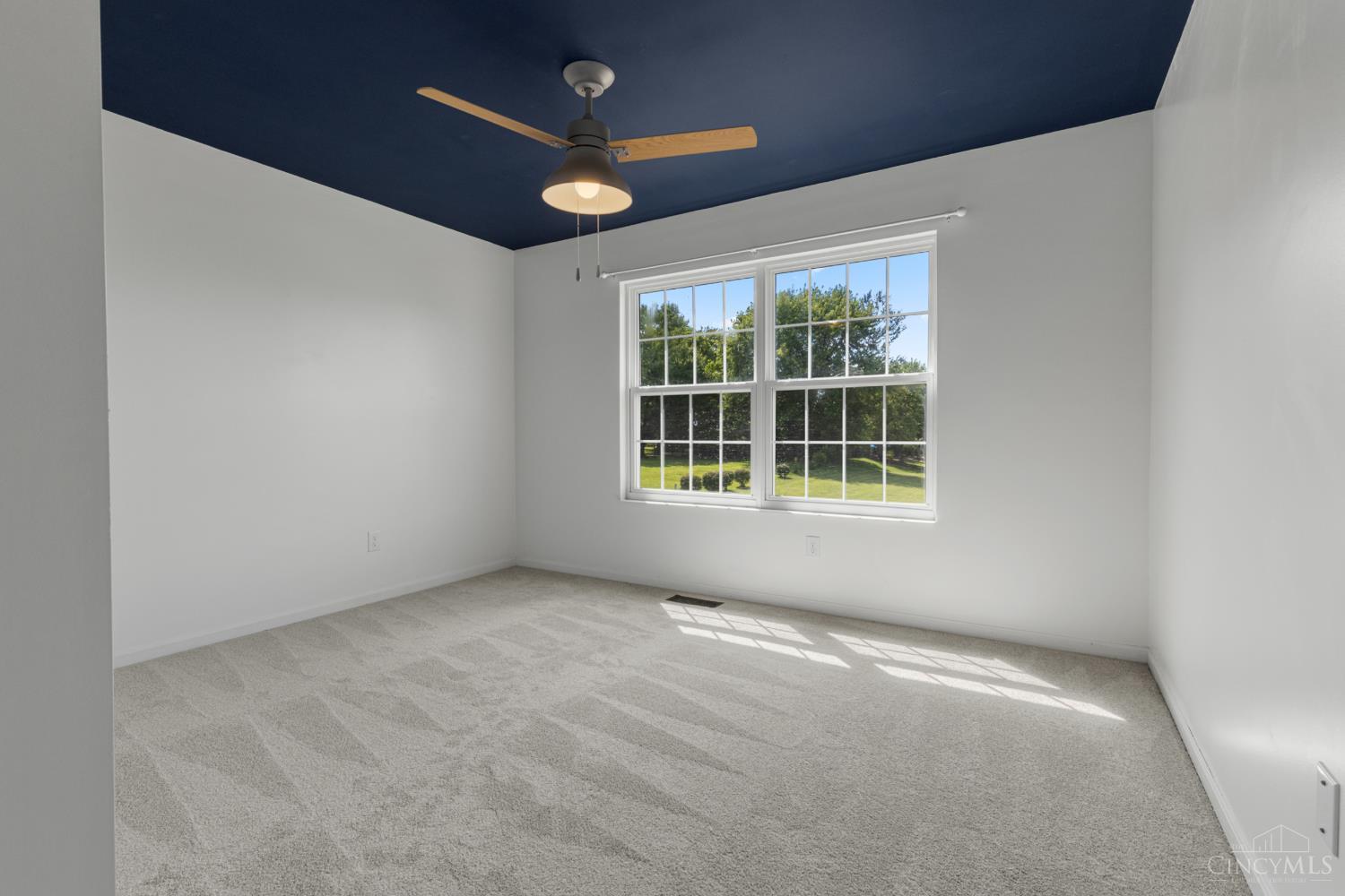 8042 Laurelwood Drive