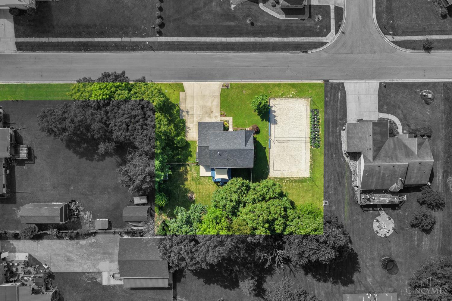 8042 Laurelwood Drive