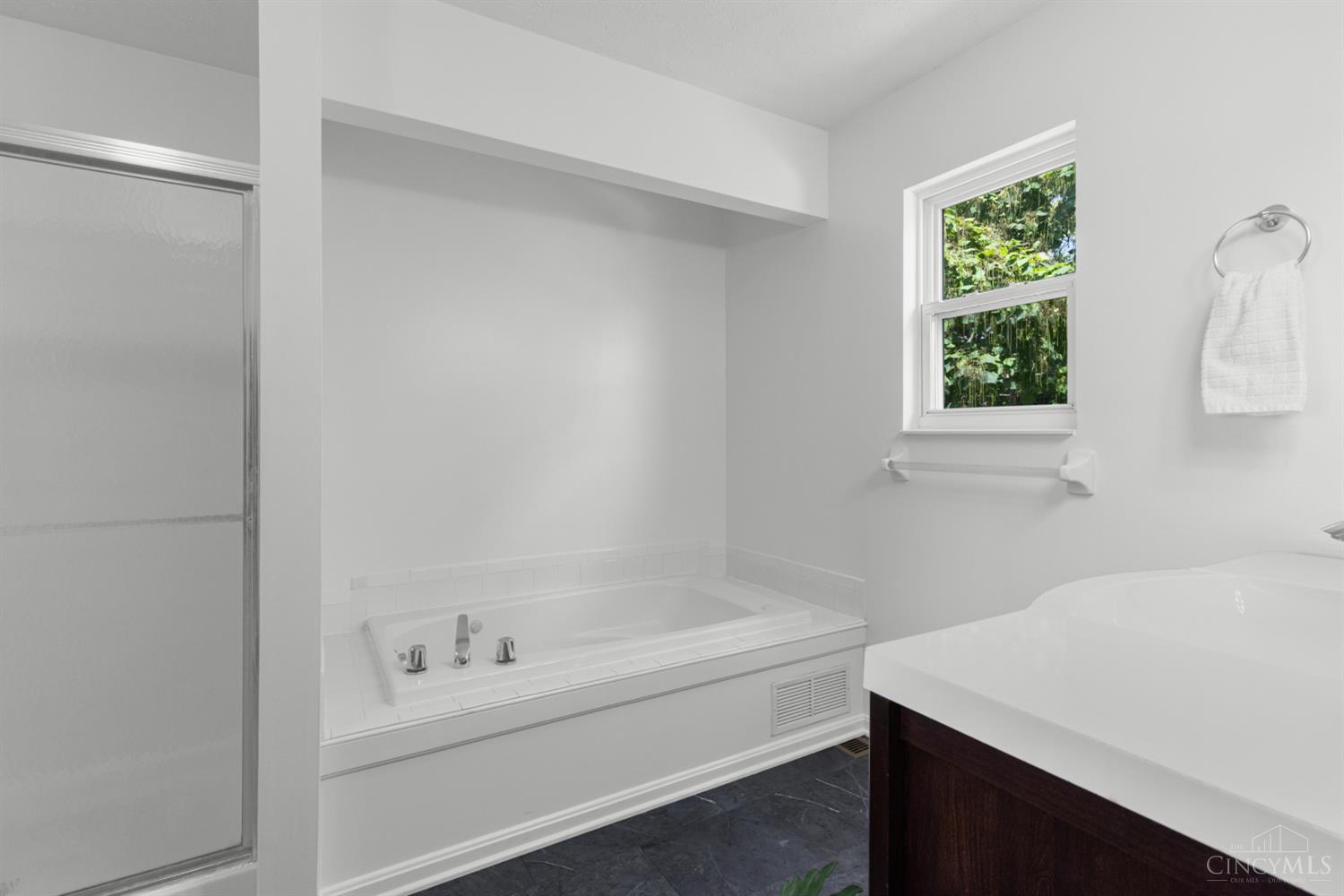 8042 Laurelwood Drive