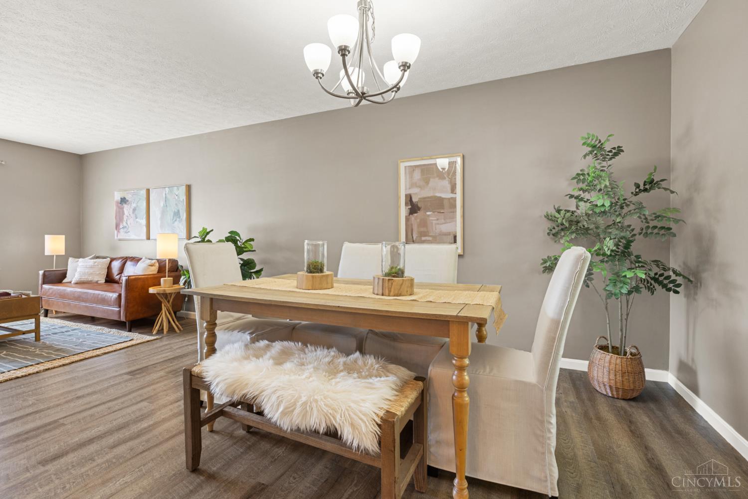 8042 Laurelwood Drive