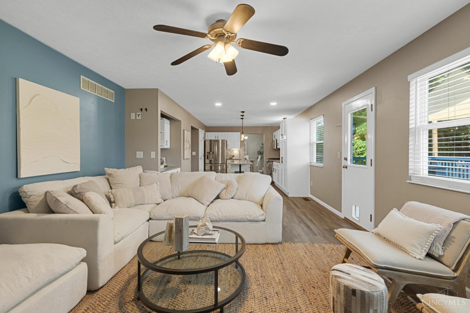 8042 Laurelwood Drive