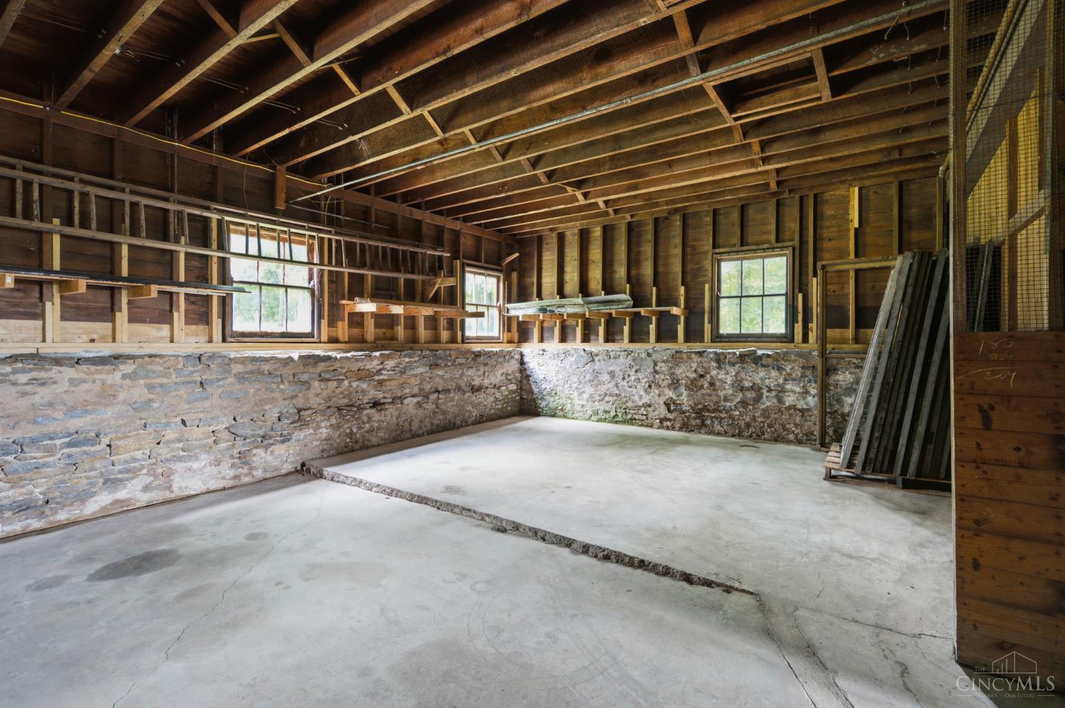 353 Oliver Road