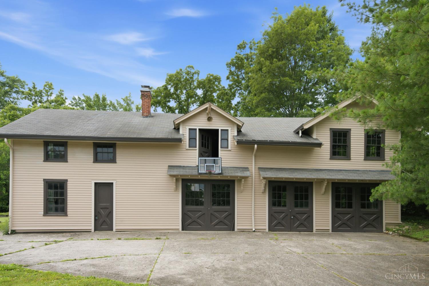353 Oliver Road