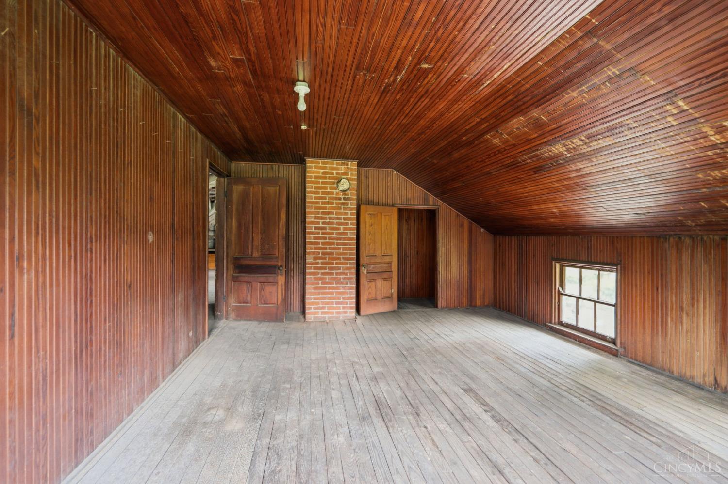 353 Oliver Road
